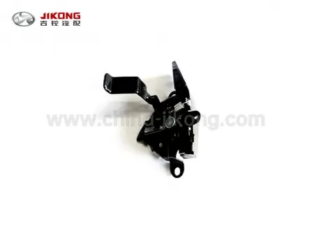 MKЗамок капота1018011471