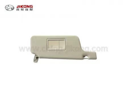 CowinПротивосолнечный козырек правыйA11-8204020