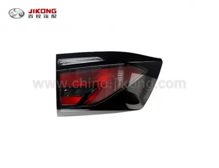 CS15Фонарь правый на крышке багажникаB311036-0511