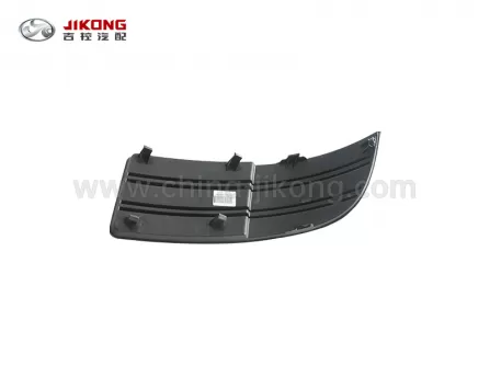 Emgrand EC8Кожух противотуманной фары правый1018026112