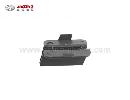 GC6Крышка отверстия прицепа передняя1018018879