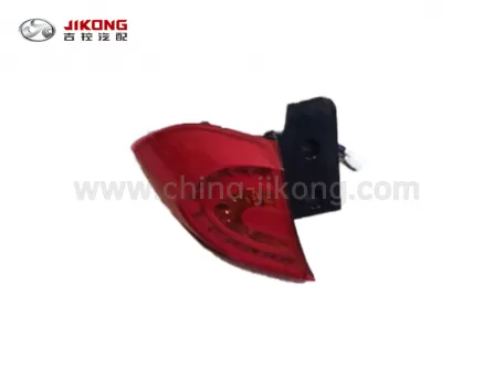 X50Фонарь задний наружный левыйAAB4133100