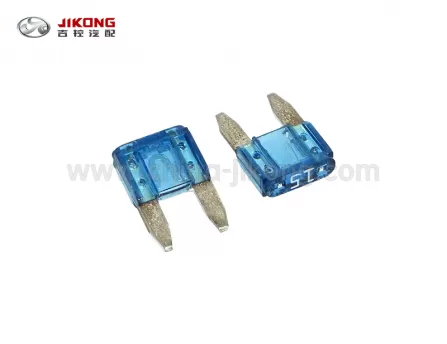 X50Предохранитель 15AATN15