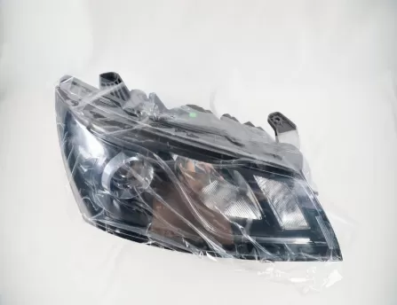 Headlight right 9 plugs