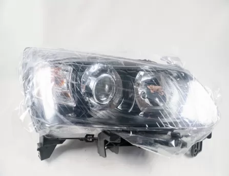 Headlight Right Hatchback Black Bottom